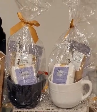 Hot Cocoa & Marshmallows Mug Gift